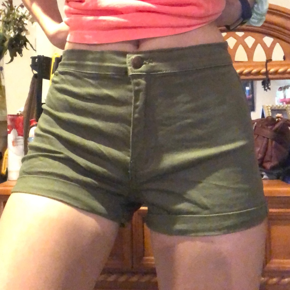 Army green tight fittin shorts, offers accepted!
